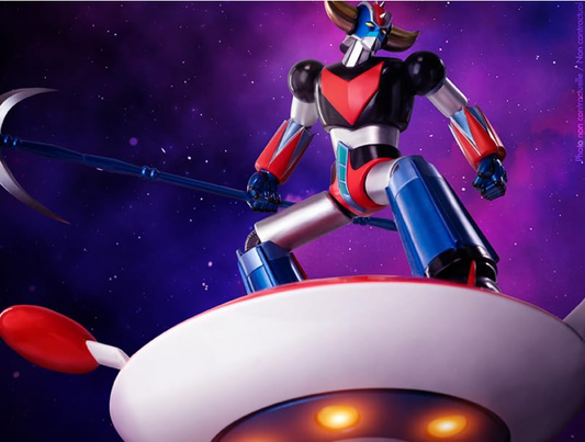 figurine grendizer goldorak abystyle sur son vaisseau